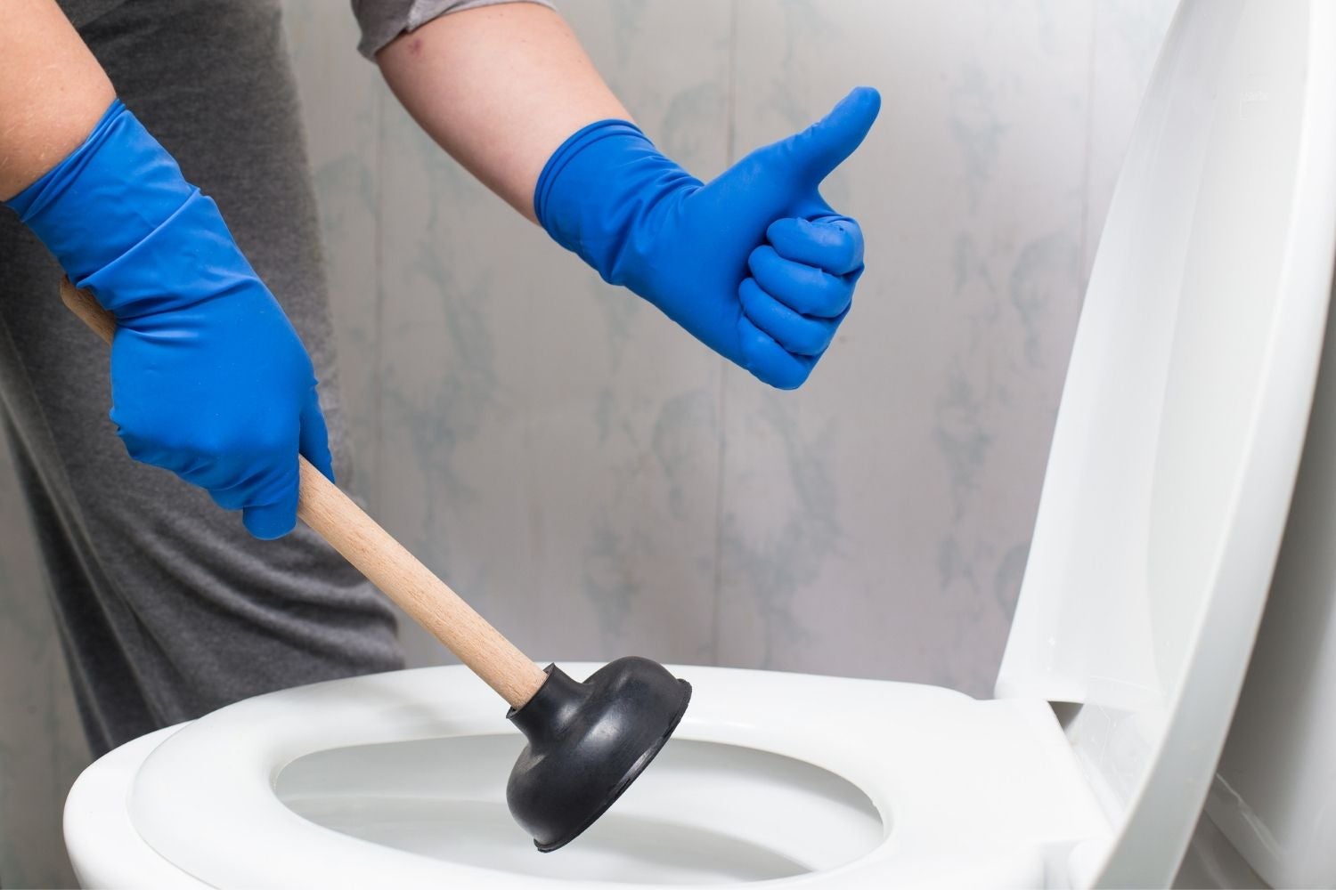 How Much Should It Cost to Have a Toilet Installed?