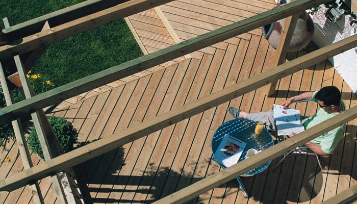 How do I build a deck
