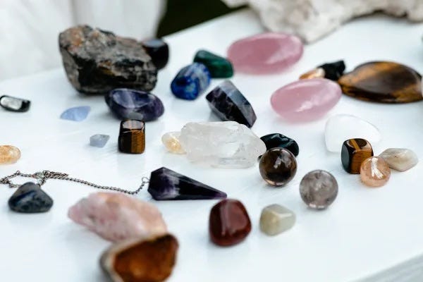 What do chakras do with crystals